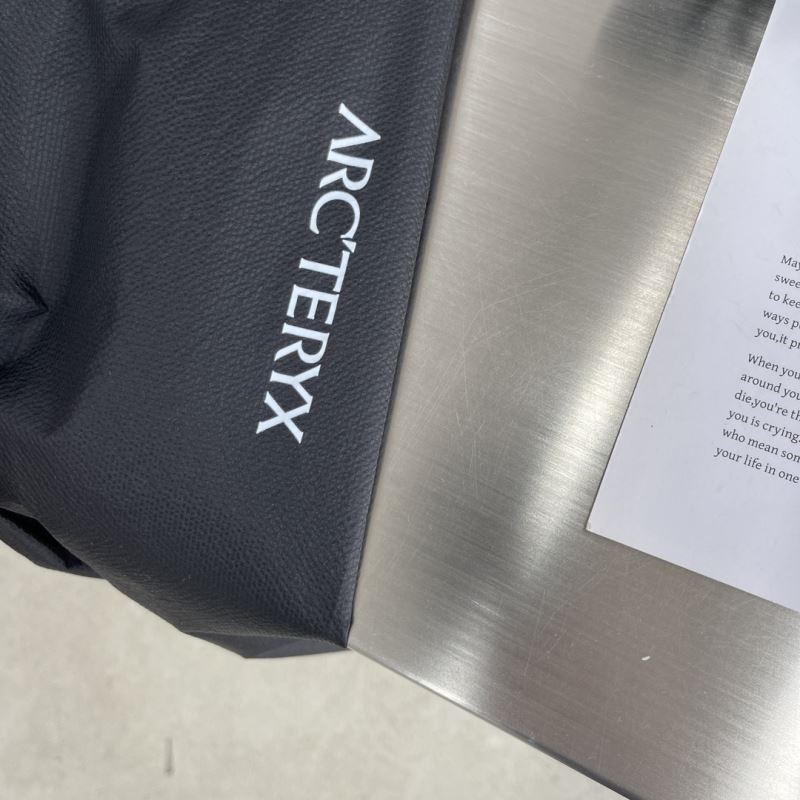 Arcteryx Sunscreen Jacket